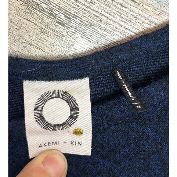 Anthropologie Akemi & Kin women's M blue black long sleeve top shirt scoop neck - Picture 3 of 6